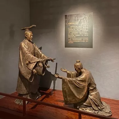 喀什笔记：爱它就走遍它（13）疏勒历史博物馆和张骞公园的格桑花海